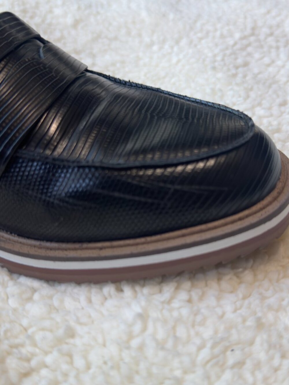 Kelly & Katie Black Lizard Embossed Penny Loafer Lug Sole Preppy Sz 8.5 - Picture 7 of 7